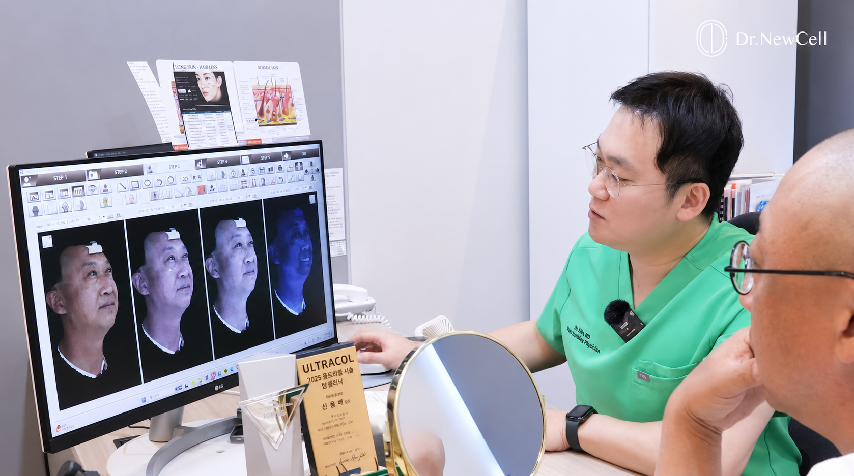 Skin Analysis Seoul before treatment, doctor explaining to patient
